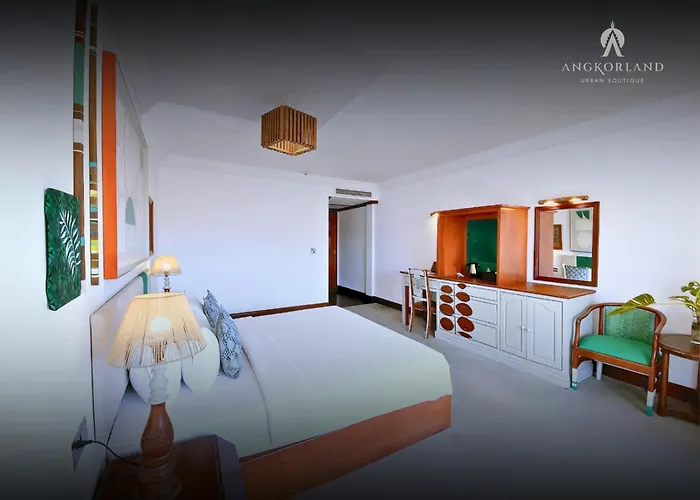Angkor Land Hotel 5*