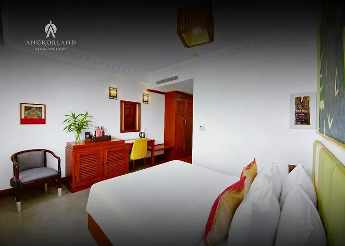 Angkor Land Hotel 5*